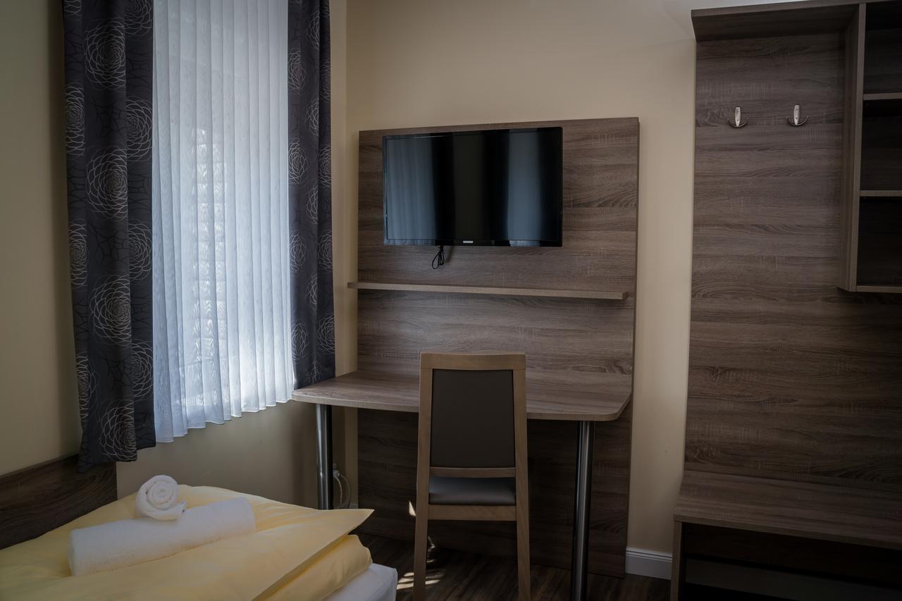 Hotel Dea Soltau Buitenkant foto